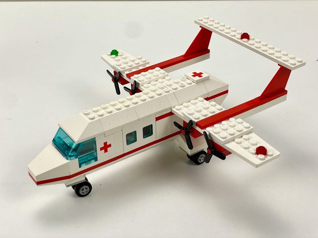 LEGO 6356 Classic Town Ambulance Plane #1 Avion