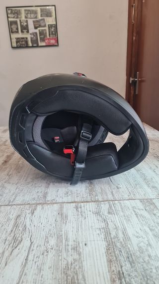 Casco moto negro mate