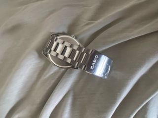 Reloj Casio clásico - acero