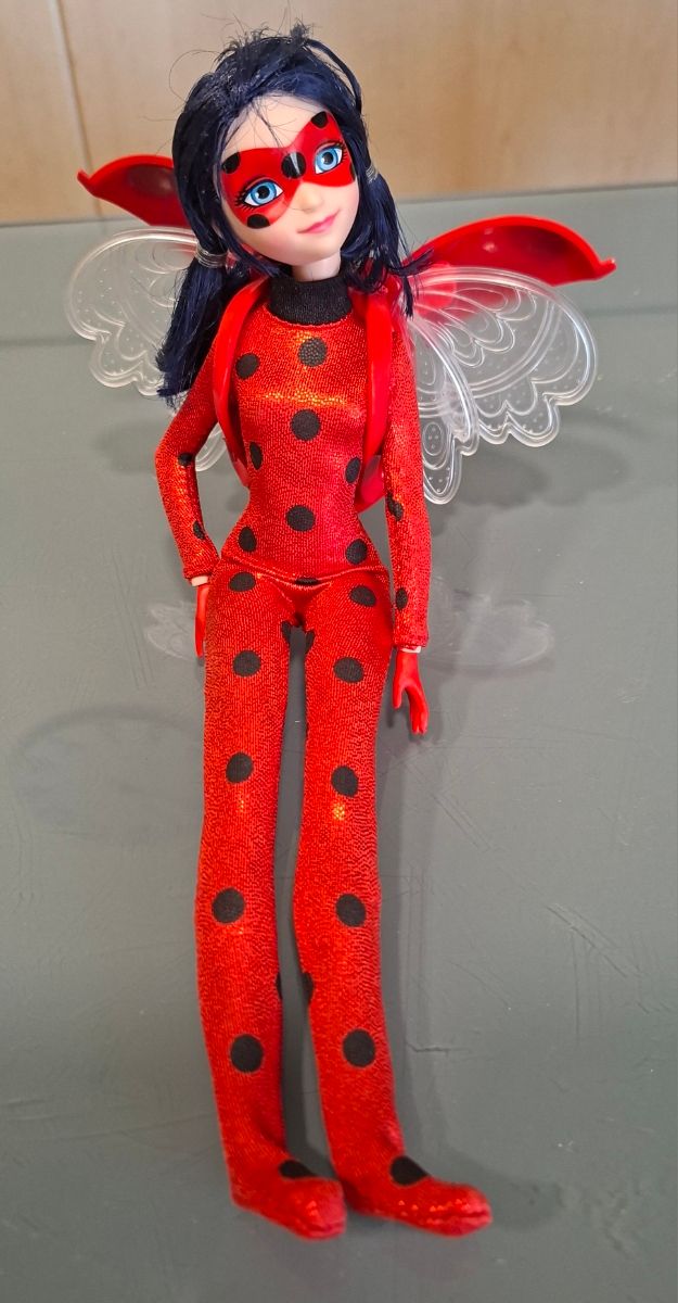 Muñeca Ladybug con Alas