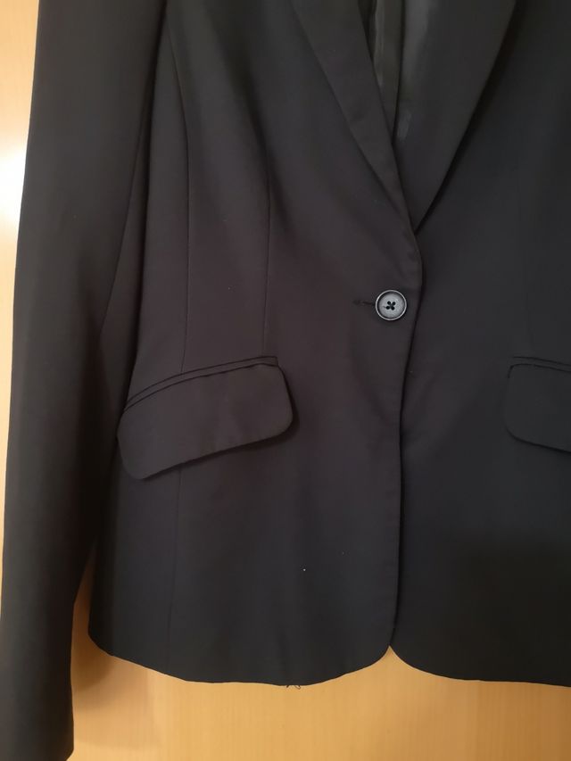 Americana negra, stradivarius talla xs
