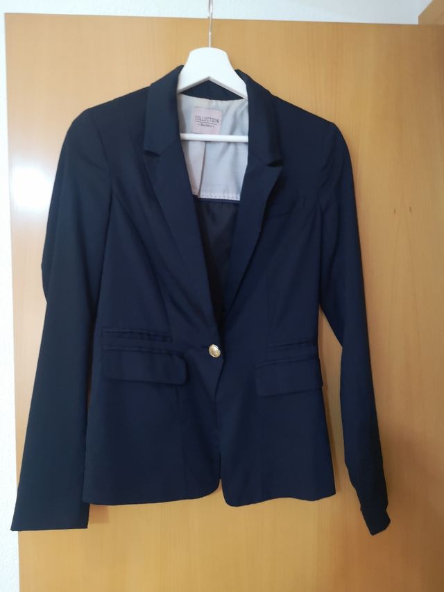 Americana azul marino bershka talla s