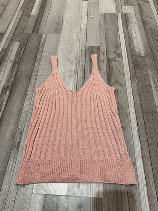 Top rosa tirantes tejido