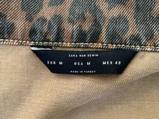 Cazadora Zara animal print