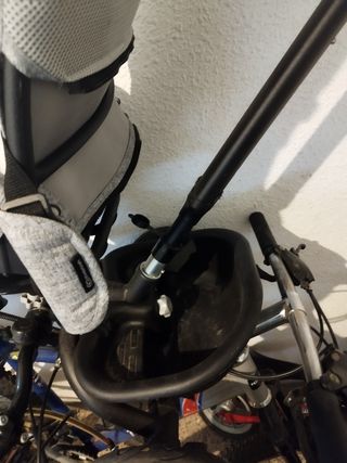 Triciclo paseo niño kinderkraft 