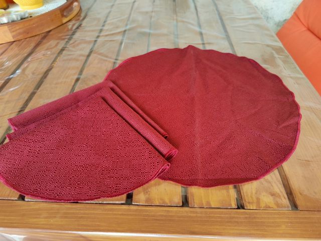 Set tovagliette rotonde bordeaux