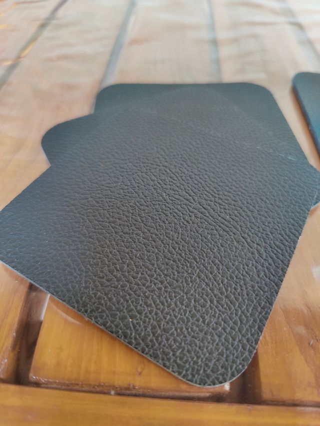 Sottobicchieri ecopelle neri - 4pz