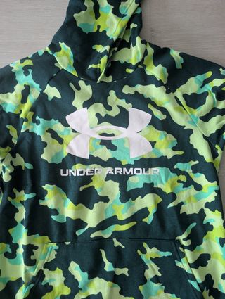 Sudadera Under Armour camuflaje talla S