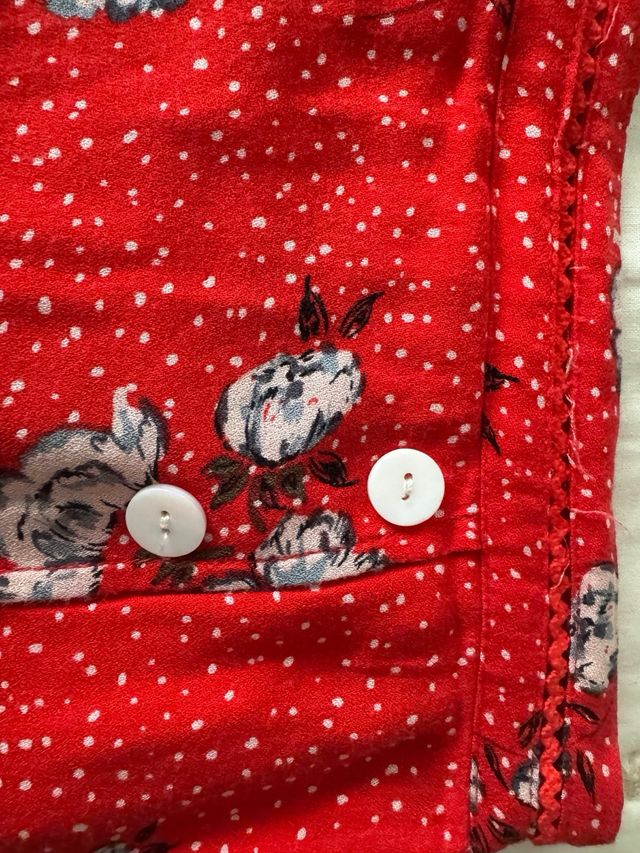 Falda midi roja floral