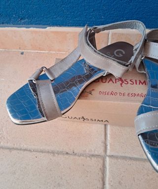 Sandalias planas GUAPSIMA grises