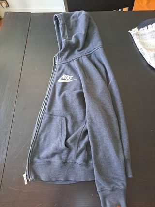 Sudadera Nike niño gris