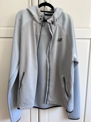 Chaqueta New Balance running azul