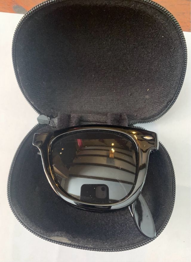 Occhiali da sole neri