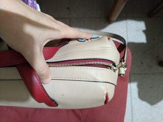 Bolso Tous beige y rojo