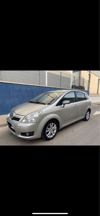 Toyota Corolla verso 2008