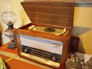 Antigua Radio tocadiscos Nordmende Phonosuper 1955