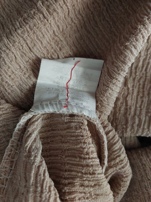 Blusa beige mangas volantes T44-46