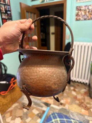 Pentola rame antica con manico