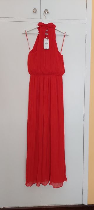 Vestido MANGO rojo plisado halter