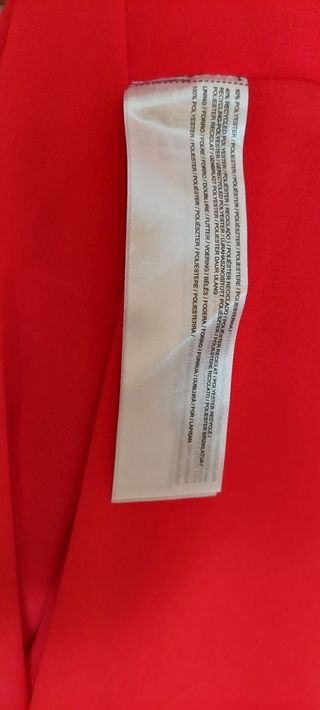 Vestido MANGO rojo plisado halter