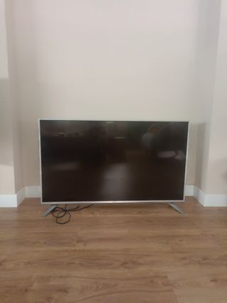 TV Sharp 49
" HD