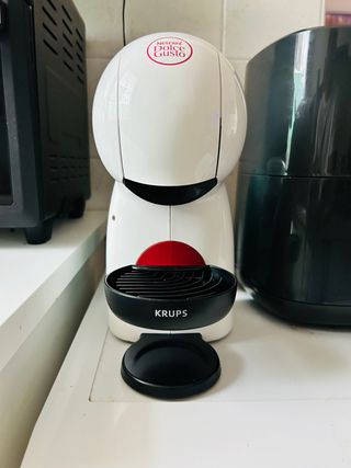 Macchina caffè Nescafè Dolce Gusto