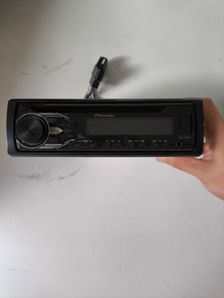 Radio Pioneer DEH-180UB