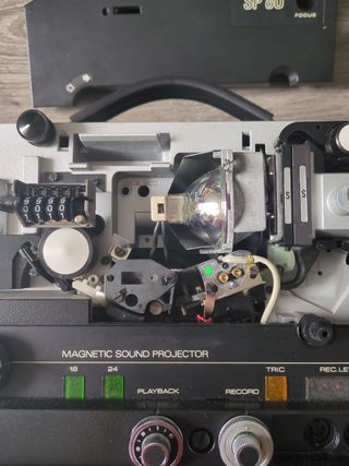Proyector Bolex SP80 Súper 8