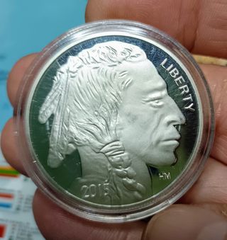 monedas conmemorativas bañadas y chapadas en plat