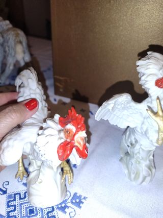 Gallos porcelana: 2 piezas