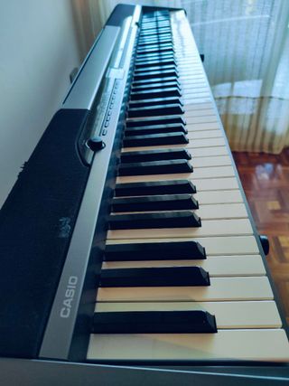Casio Privia PX-320