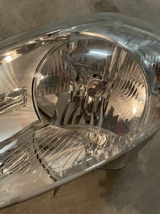 Faro Delantero Fiat Punto - Valeo