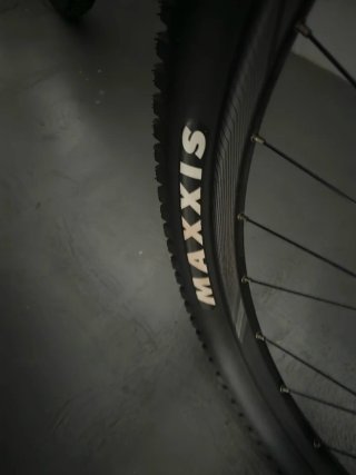 Bicicleta eléctrica Giant Talon E+ 2