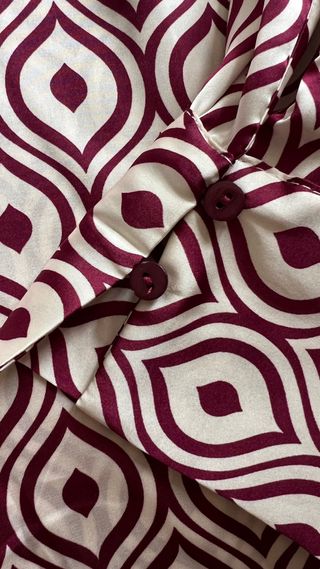 Blusa satinada estampada “Zara”