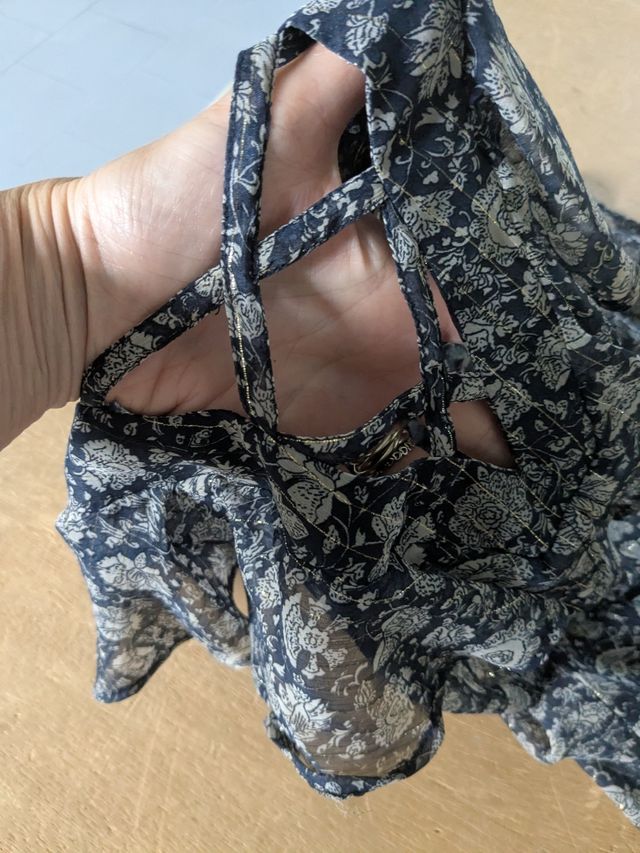 Blusa OVS trasparenza fiori blu tg S