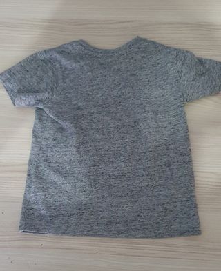 3 magliette bimbo 4-5 anni Superman Primigi