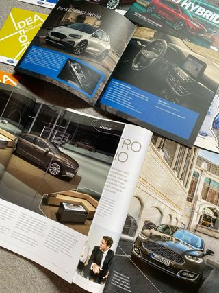 Brochure Ford: 14 pezzi