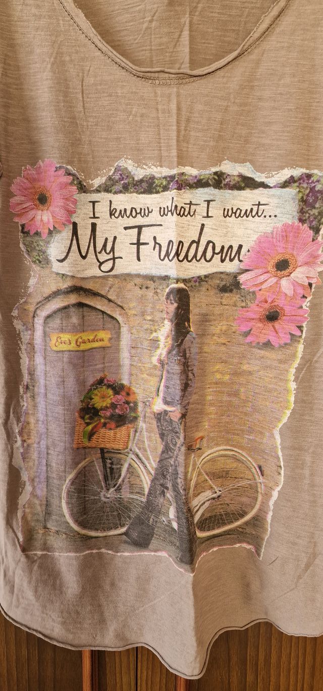 Maglietta beige con stampa