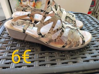 Botas y zapatos talla 40