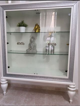 URGE VENTA!! Vitrina de lujo a precio regalado