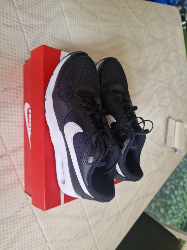 Nike Air Max Excee (niños) - negros