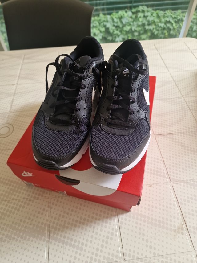 Nike Air Max Excee (niños) - negros
