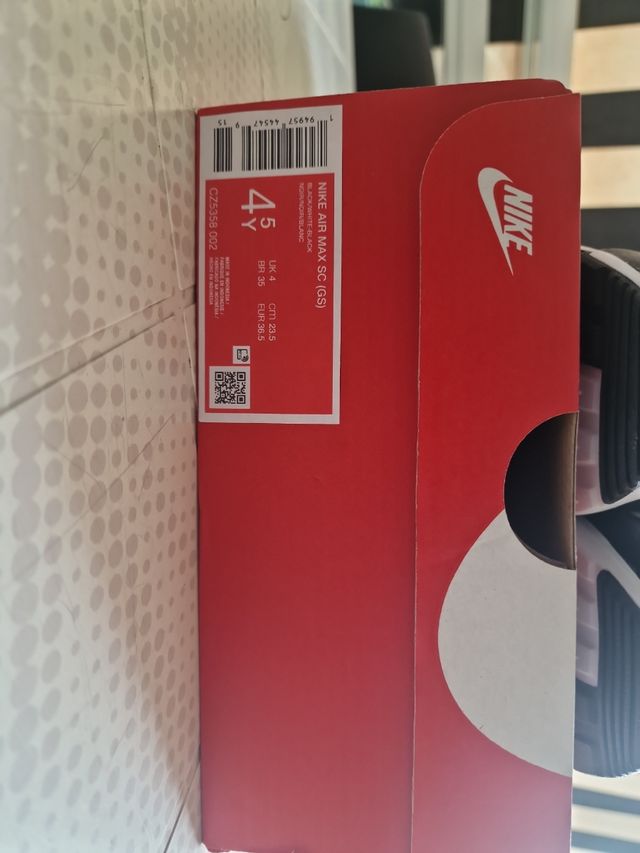 Nike Air Max Excee (niños) - negros