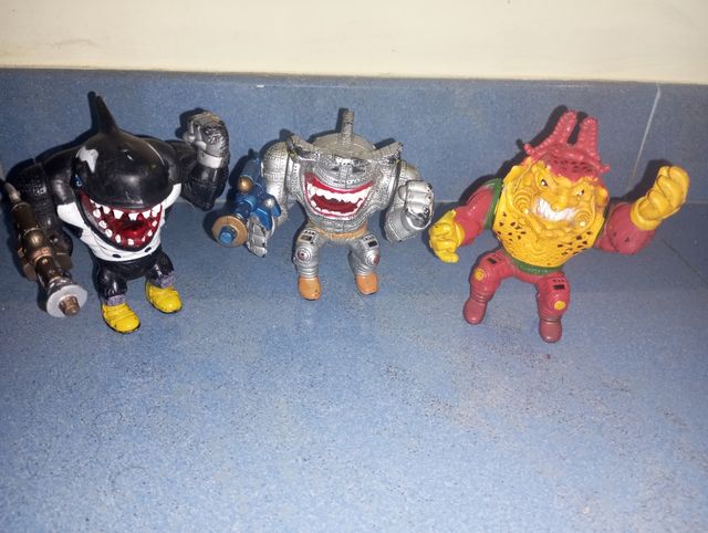 LOTE 3 ANTIGUOS STREET SHARK BOOTLEG AÑOS 90