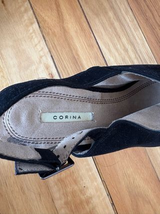 Sandalias plataforma Corina negras