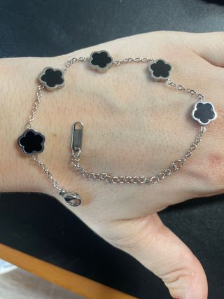 Pulsera Flores Negras 
