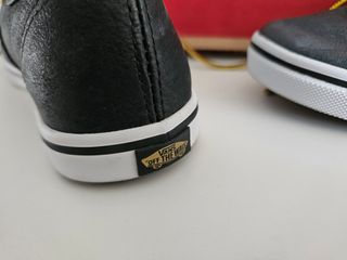 Zapatillas Vans Lo Pro negras