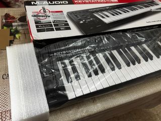 Teclado MIDI M-Audio Keystation 49