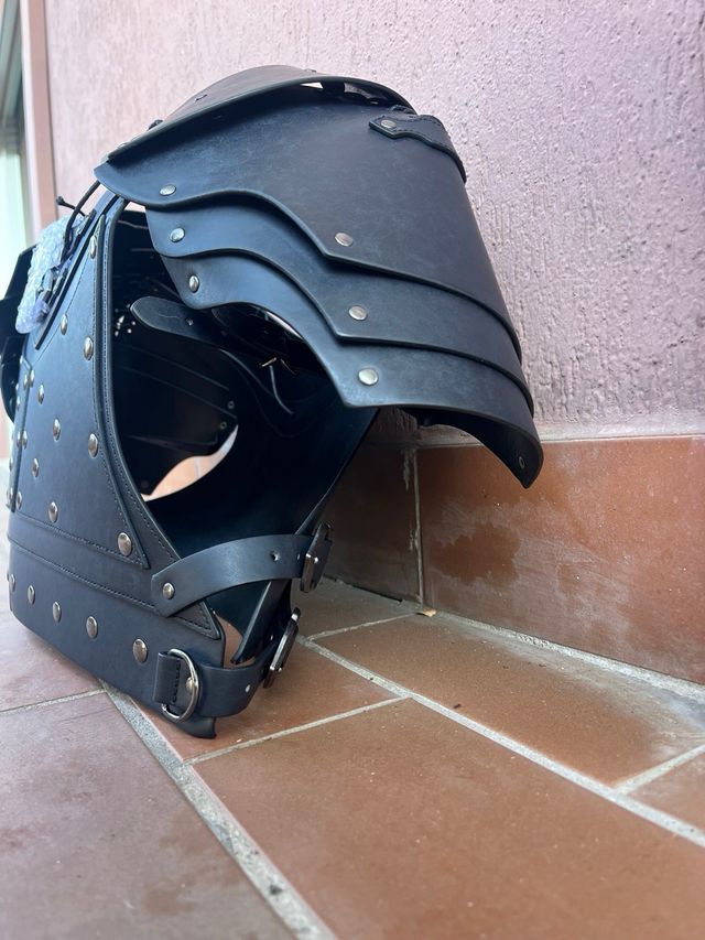 Armatura nera spallacci–HiiFeuer -Viking/medievale