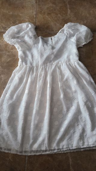 Vestido blanco niña hilo dorado
Talla 11/12-152cm
